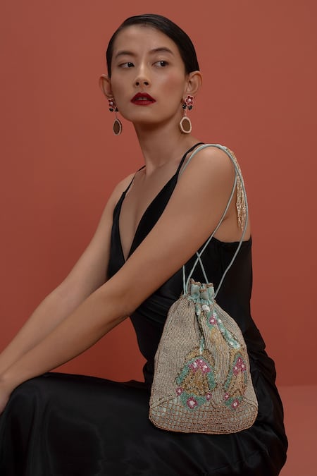 Aamli Zehra Embroidered Potli 