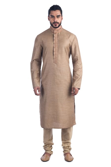 Poonam Kasera Kashmiri Embroidered Kurta Set 