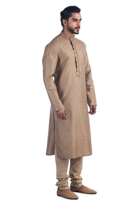 Poonam Kasera_Beige 50% Silk Plain Kashmiri Embroidered Kurta Set_Online_at_Aza_Fashions