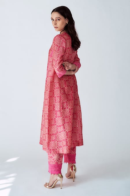 Buy_House Of Pink_Pink Chanderi Thread Work Round Notched Printed Kurta Set_Online_at_Aza_Fashions