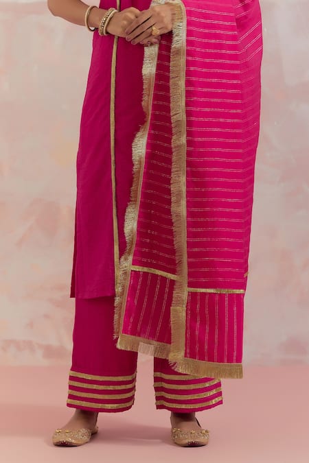 The Indian Cause Fuchsia Rukbat Embellished Kurta Set at Aza Fashions The Indian Cause_Fuchsia Rukbat Embellished Kurta Set_at_Aza_Fashions