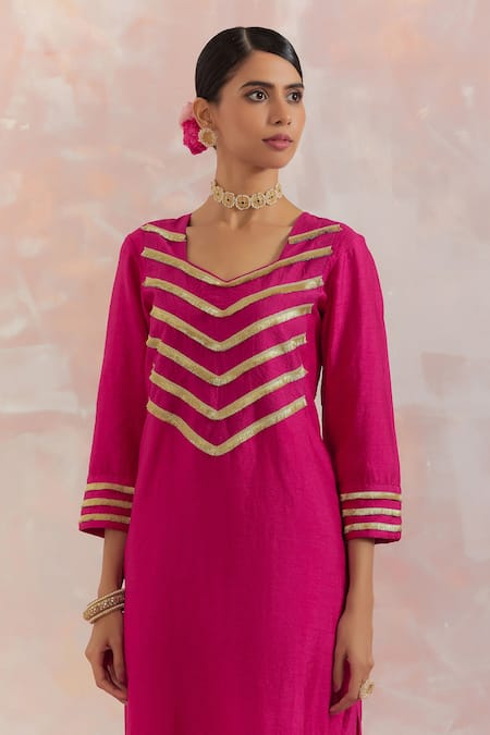 The Indian Cause_Fuchsia Raw Silk Gota Work Square V Neck Rooh Embellished Kurta Set_at_Aza_Fashions