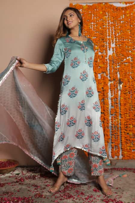 Maayera Jaipur_Blue Silk Organza, Swiss Cotton Floral Notched Print Kurta Pant Set_Online_at_Aza_Fashions