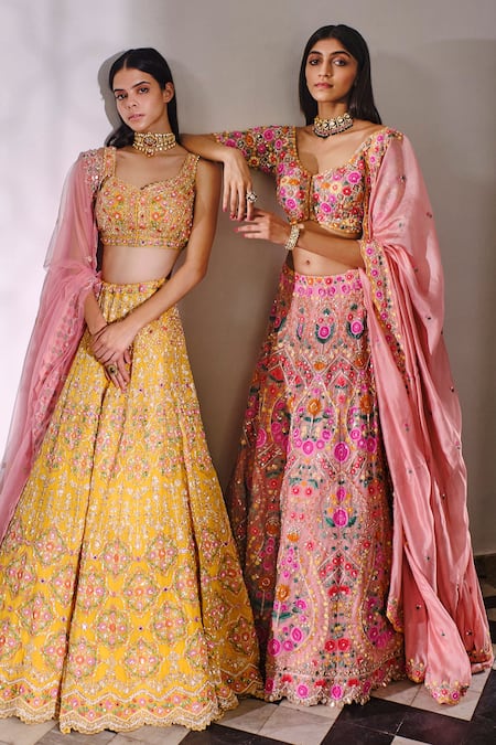Aneesh Agarwaal Peach Silk Organza Floral V Neck Embroidered Bridal Lehenga Set Online at Aza Fashions Aneesh Agarwaal_Peach Silk Organza Floral V Neck Embroidered Bridal Lehenga Set _Online_at_Aza_Fashions
