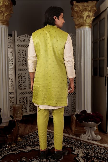 Shop Yajy By Aditya Jain Green Kurta And Bundi Silk, Pants Stretch Cotton Thread & Zardozi Malya & Set at Aza Fashions Shop_Yajy By Aditya Jain_Green Kurta And Bundi Silk, Pants Stretch Cotton Thread & Zardozi Malya & Set _at_Aza_Fashions