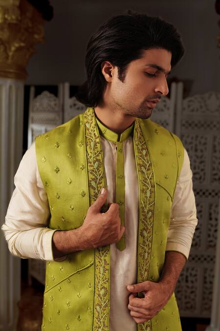 Yajy By Aditya Jain Green Kurta And Bundi Silk, Pants Stretch Cotton Thread & Zardozi Malya & Set at Aza Fashions Yajy By Aditya Jain_Green Kurta And Bundi Silk, Pants Stretch Cotton Thread & Zardozi Malya & Set _at_Aza_Fashions