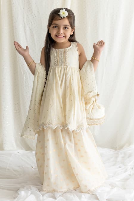 Chotibuti Embroidered Kurta Sharara Set 