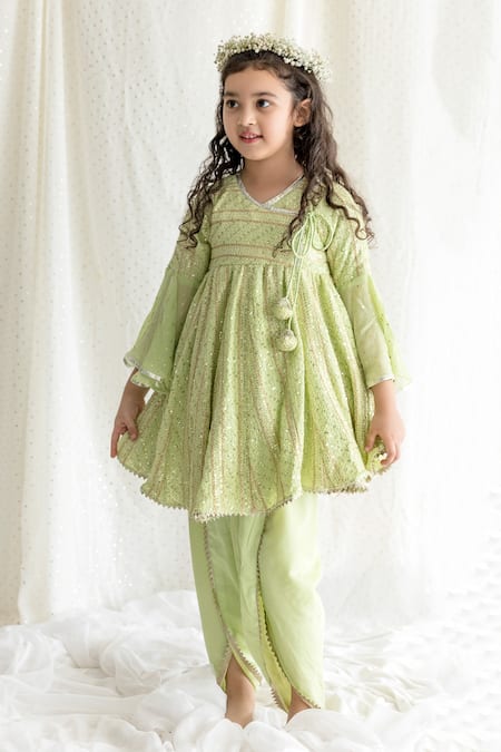 Chotibuti Chikankari Angarkha Kurta & Dhoti Pant Set 