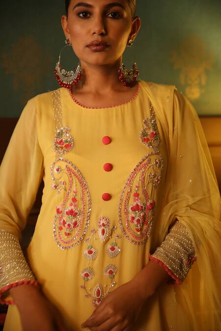 Radha Sharma_Yellow Crepe, Georgette Paisley, Sequin, Glass Bead Round Embroidered Kurta Set_Online_at_Aza_Fashions