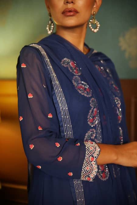 Radha Sharma_Blue Crepe, Georgette Paisley, Sequin, Glass Bead Leaf Embroidered Kurta Set _Online_at_Aza_Fashions