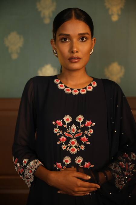 Buy_Radha Sharma_Blue Georgette Embroidery Floral Round Kurta Set  _Online_at_Aza_Fashions