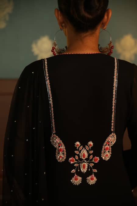 Radha Sharma Paisley Embroidered Kurta Set 