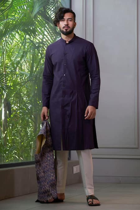 Agape Mandarin Collar Kurta Set 