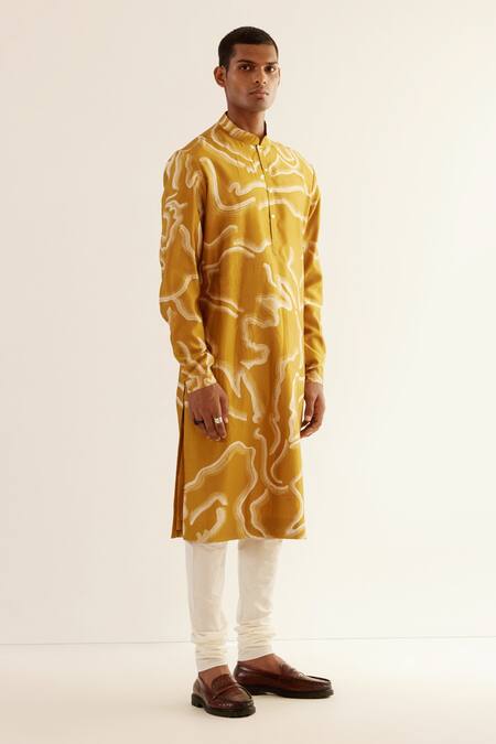 Countrymade_Yellow Silk Desert Print Kurta Set_Online_at_Aza_Fashions