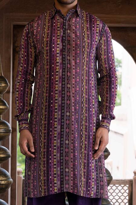 Chhavvi Aggarwal_Purple Crepe, Glaze Cotton Geometric Print Kurta Set _Online_at_Aza_Fashions
