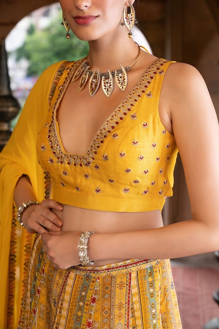 Chhavvi Aggarwal Yellow Crepe, Raw Silk And Georgette Lining Shantoon Geometric Print Lehenga Set Online at Aza Fashions Chhavvi Aggarwal_Yellow Crepe, Raw Silk And Georgette Lining Shantoon Geometric Print Lehenga Set _Online_at_Aza_Fashions