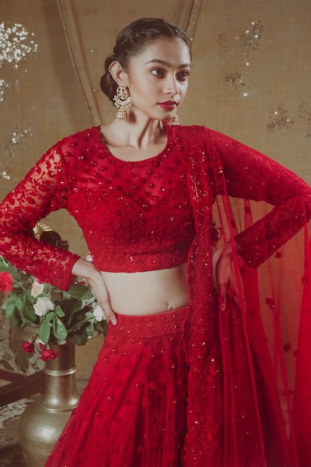 Buy Aangan By Parul Red Cotton, Net, Satin Floral Round Neck Embroidered Bridal Lehenga Set Online at Aza Fashions Buy_Aangan By Parul_Red Cotton, Net, Satin Floral Round Neck Embroidered Bridal Lehenga Set _Online_at_Aza_Fashions
