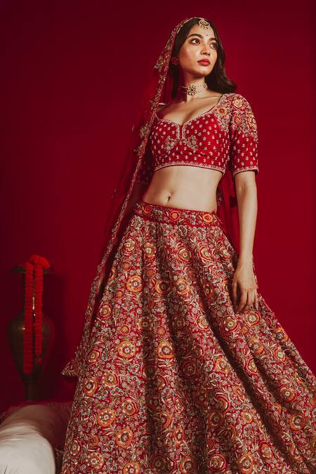 Buy Aangan By Parul Red Cotton, Raw Silk, Organza Satin Floral Leaf Embroidered Bridal Lehenga Set Online at Aza Fashions Buy_Aangan By Parul_Red Cotton, Raw Silk, Organza Satin Floral Leaf Embroidered Bridal Lehenga Set _Online_at_Aza_Fashions