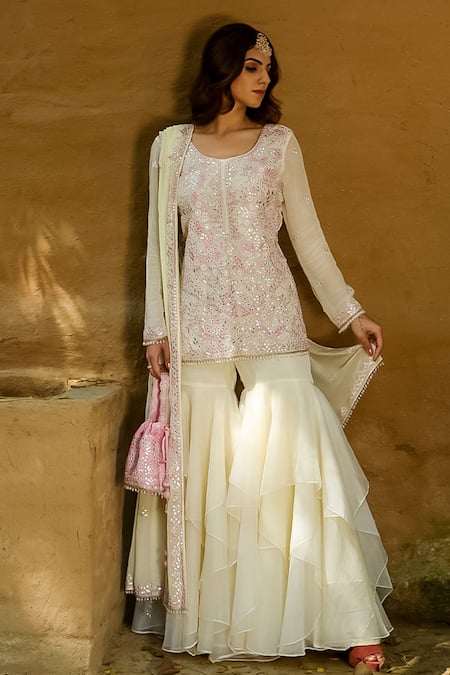 Shop Akanksha Mago Yellow Organza, Georgette Floral, Resham Round Zoya Embroidered Kurta Set at Aza Fashions Shop_Akanksha Mago_Yellow Organza, Georgette Floral, Resham Round Zoya Embroidered Kurta Set _at_Aza_Fashions