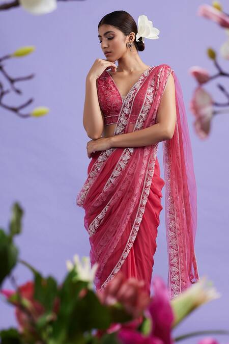 Buy_Vaishali Agarwal_Fuchsia Blouse Organza, Pallu Tulle, Saree Embroidered Pre-draped With _Online_at_Aza_Fashions