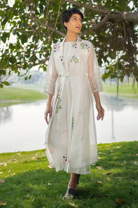 Shop Arcvsh By Pallavi Singh Ivory Organza, Linen Floral Jacket Notched Lapel Collar, Jumpsuit Print With Online at Aza Fashions Shop_Arcvsh By Pallavi Singh_Ivory Organza, Linen Floral Jacket Notched Lapel Collar, Jumpsuit Print With_Online_at_Aza_Fashions