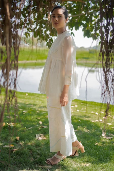 Arcvsh By Pallavi Singh Ivory Organza, Gauze Linen Floral Round Embroidered Top Online at Aza Fashions Arcvsh By Pallavi Singh_Ivory Organza, Gauze Linen Floral Round Embroidered Top _Online_at_Aza_Fashions