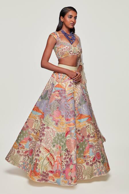 Aisha Rao Beige Kasab Silk Divergence Sweetheart Neck Applique Lehenga Set Online at Aza Fashions Aisha Rao_Beige Kasab Silk Divergence Sweetheart Neck Applique Lehenga Set _Online_at_Aza_Fashions