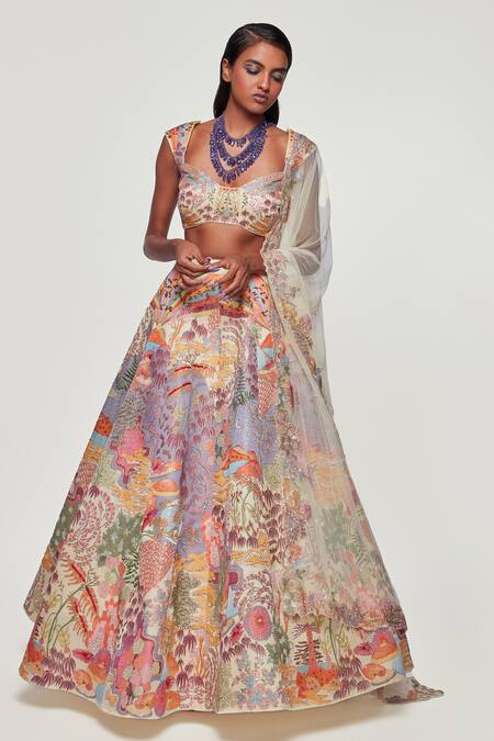 Buy Aisha Rao Beige Kasab Silk Divergence Sweetheart Neck Applique Lehenga Set Online at Aza Fashions Buy_Aisha Rao_Beige Kasab Silk Divergence Sweetheart Neck Applique Lehenga Set _Online_at_Aza_Fashions