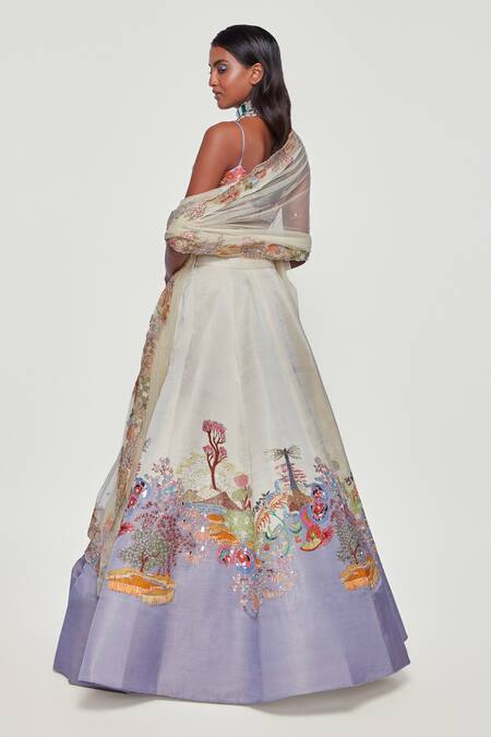 Buy_Aisha Rao_Ivory Kasab Satin Divergence Cutwork Neck Applique Lehenga Set _Online_at_Aza_Fashions