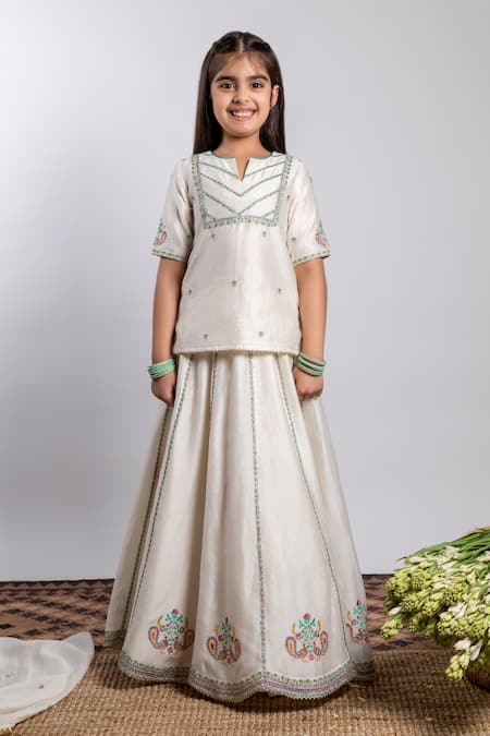 BOTEH_Ivory Chanderi Silk, Cotton Tassels, Embroidery Peacock Lehenga Set _Online_at_Aza_Fashions