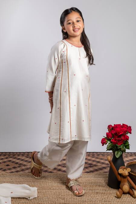 Buy_Boteh_Ivory Chanderi Silk, Cotton Embroidery Floral Anarkali Set _Online_at_Aza_Fashions