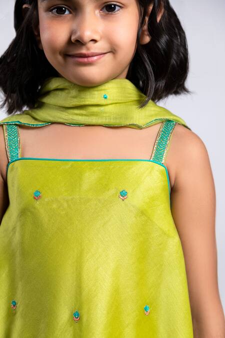 Buy_BOTEH_Green Chanderi Silk, Cotton Embroidery Kurta Set _Online_at_Aza_Fashions