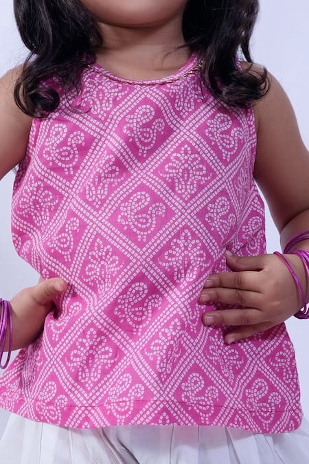 Shop Pankhuri By Priyanka Pink Cotton Lace Bandhani Print Kurta And Dhoti Set at Aza Fashions Shop_Pankhuri By Priyanka_Pink Cotton Lace Bandhani Print Kurta And Dhoti Set _at_Aza_Fashions