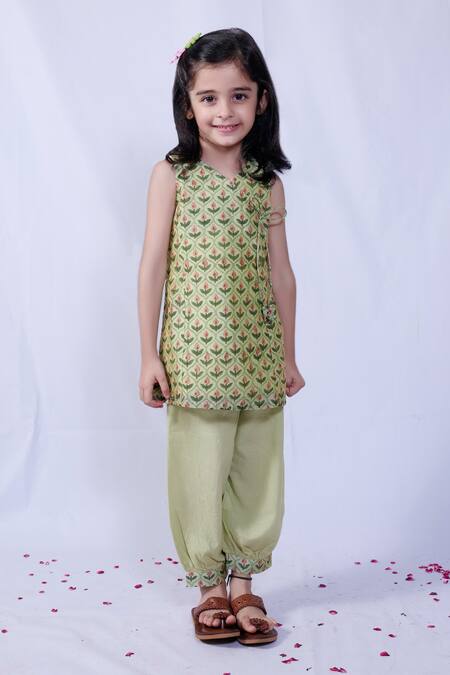Pankhuri By Priyanka_Green Chanderi Embroidery Floral Print Kurta And Harem Pant Set _Online_at_Aza_Fashions