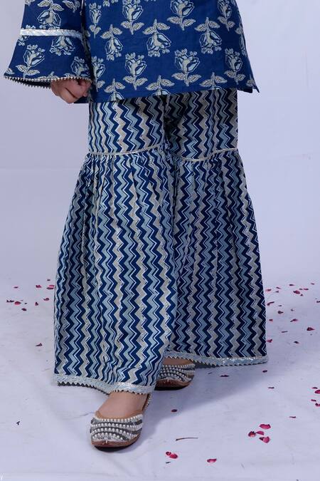 Shop Pankhuri By Priyanka Blue Cotton Embroidery Floral Print Kurta And Sharara Set Online at Aza Fashions Shop_Pankhuri By Priyanka_Blue Cotton Embroidery Floral Print Kurta And Sharara Set _Online_at_Aza_Fashions