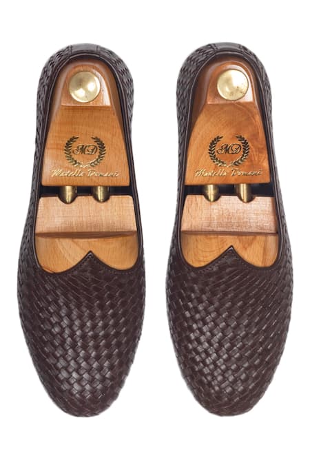 Domani Textured Leather Juttis 