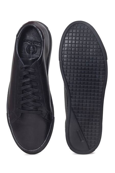 Domani Black Solid Leather Handcrafted Sneakers Online at Aza Fashions Domani_Black Solid Leather Handcrafted Sneakers _Online_at_Aza_Fashions