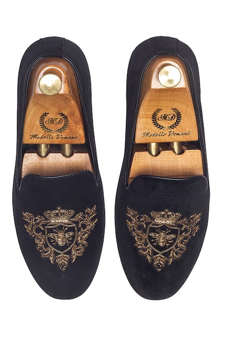 Shop Domani Black Embroidered Handcrafted Zardozi Slip-ons at Aza Fashions Shop_Domani_Black Embroidered Handcrafted Zardozi Slip-ons _at_Aza_Fashions