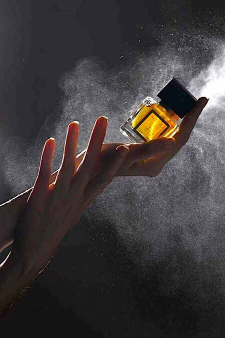 Naso Mud Infused Oud Perfume 
