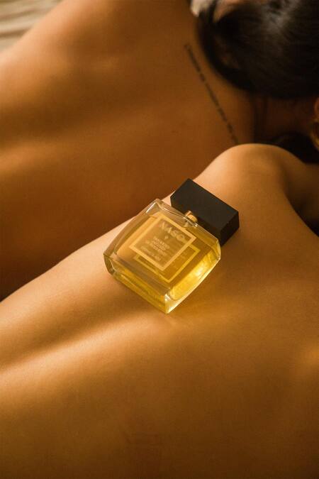 Naso Gold Tamarind Infused Bergamot Perfume Online at Aza Fashions Naso_Gold Tamarind Infused Bergamot Perfume _Online_at_Aza_Fashions
