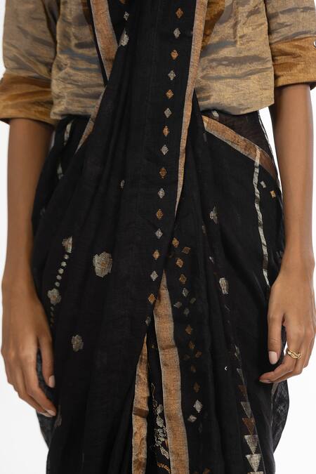 Buy_Kasturi Kundal_Black Jamdani, Pure Linen Geometric Mithila Woven Saree_Online_at_Aza_Fashions