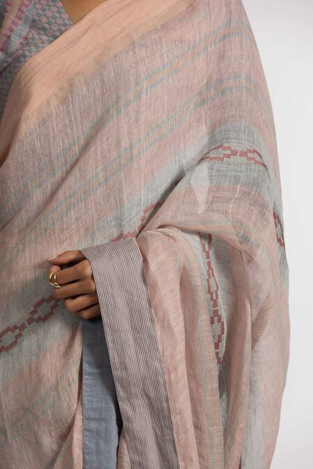 Buy_Kasturi Kundal_Pink Pure Linen Geometric Kajol Woven Saree_Online_at_Aza_Fashions