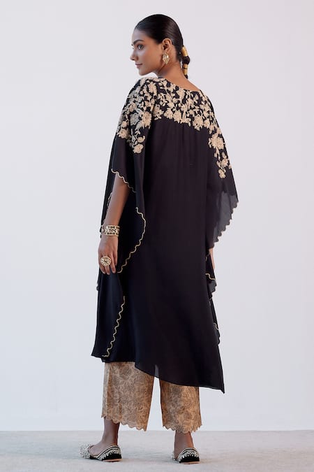 Devnaagri Embroidered Kaftan & Palazzo Set 