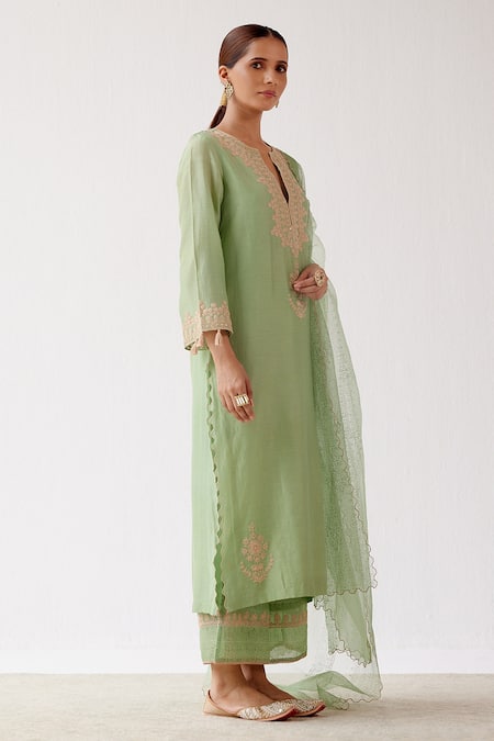 Devnaagri_Green Organza, Chanderi Dori, Sequins Notched Embroidered Kurta Palazzo Set _Online_at_Aza_Fashions