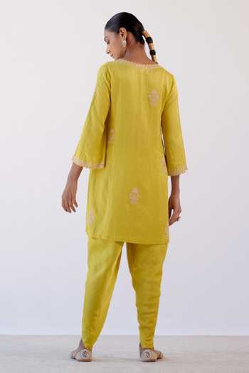 Shop Devnaagri Yellow Cotton Silk And Organza Floral Notched Embroidered Kurta Dhoti Pant Set at Aza Fashions Shop_Devnaagri_Yellow Cotton Silk And Organza Floral Notched Embroidered Kurta Dhoti Pant Set _at_Aza_Fashions