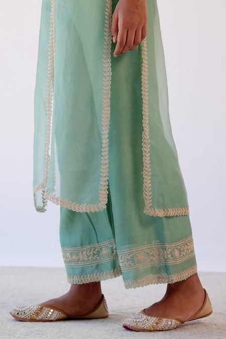 Devnaagri_Green Organza, Chanderi Dori Blunt V Neck Embroidered Kurta And Palazzo Set _at_Aza_Fashions