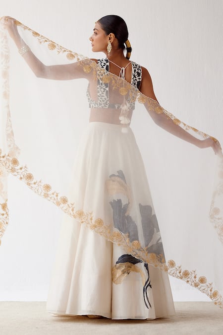 Devnaagri_Ivory Chanderi, Cotton Silk And Organza Floral Plunge V Hand Painted Lehenga Set _at_Aza_Fashions