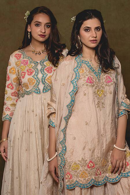 Buy_Surbhi Shah_Silver Pure Tissue Heart Scallop V Neck Embroidered Anarkali And Pant Set_Online_at_Aza_Fashions