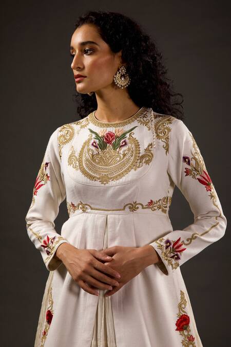 Rohit Bal Ivory Cotton, Matka Silk Floral Round Embroidered Anarkali Set Online at Aza Fashions Rohit Bal_Ivory Cotton, Matka Silk Floral Round Embroidered Anarkali Set _Online_at_Aza_Fashions