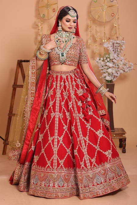 Buy_Mehar_Red Net Embroidery, Sequins Split V-neck Floral Bridal Lehenga Set _Online_at_Aza_Fashions